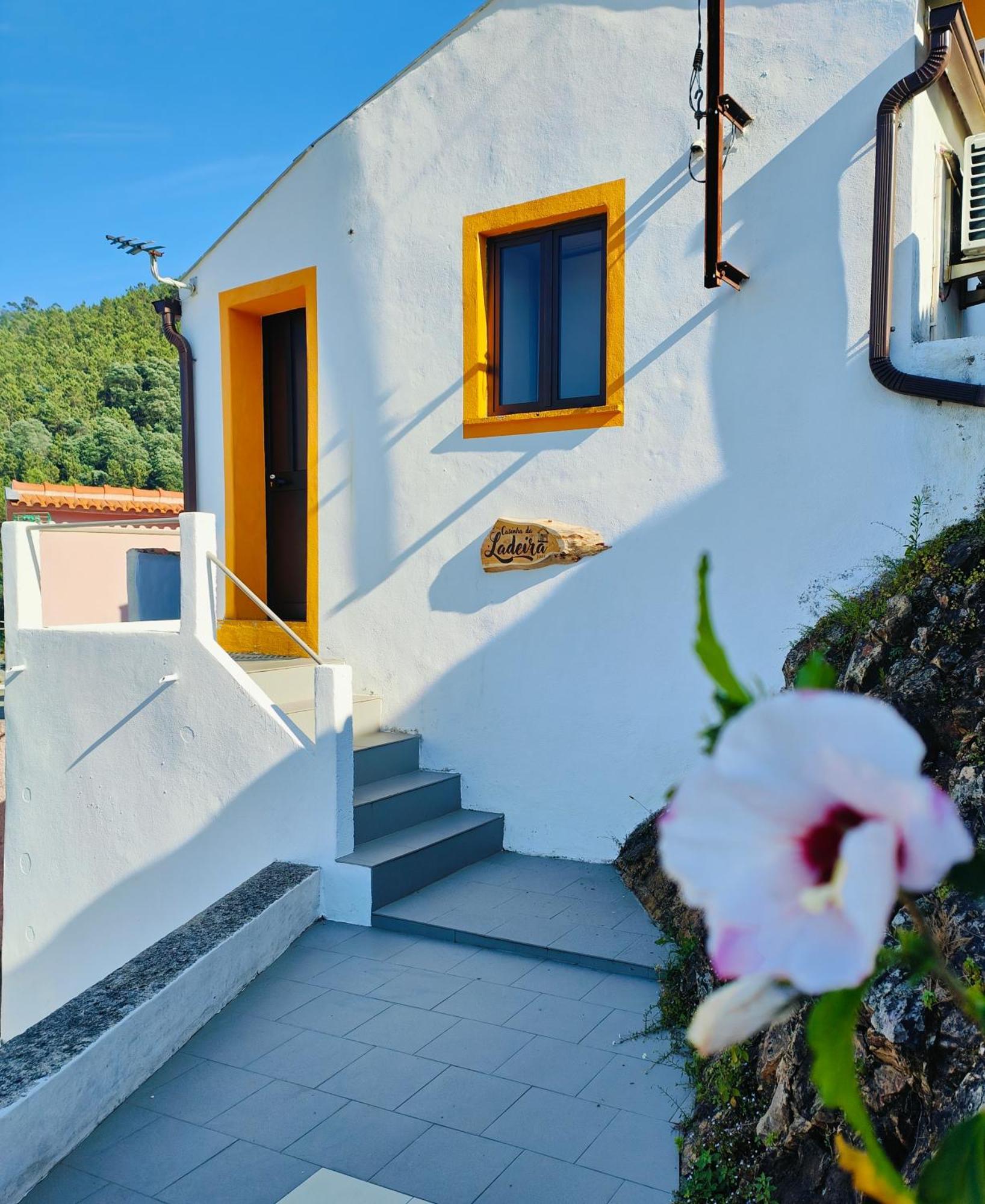 Casinha Da Ladeira 3360 Villa Penacova Exterior photo